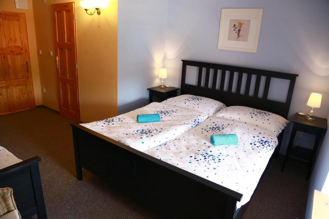Zamek Liboun Hotel Louňovice pod Blaníkem Buitenkant foto